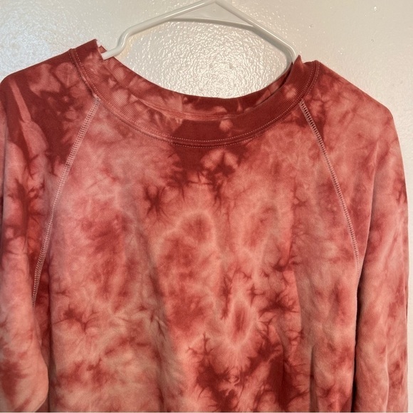 Old Navy Vintage Crewneck Sweatshirt Pink Tie Dye - Picture 3 of 13